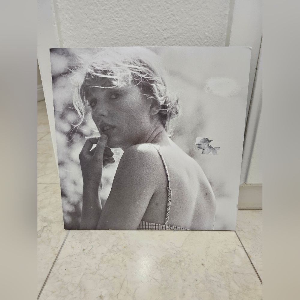 Taylor Swift Vinyl Folklore - Picture 3 of 6